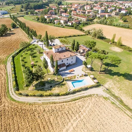 Isa-farmhouse With Swimming-pool Just 20 Minutes From Arezzo, With Panoramic Views Aparthotel *