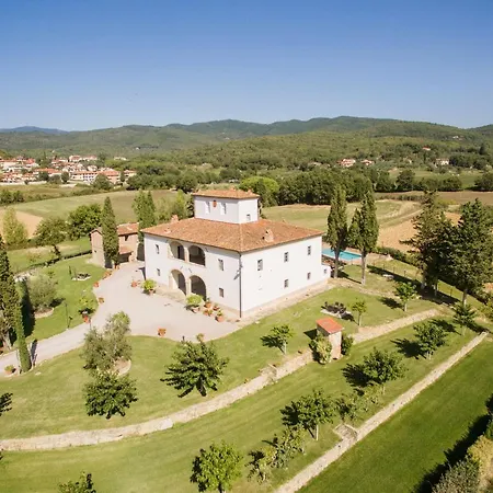 Aparthotel Isa-farmhouse With Swimming-pool Just 20 Minutes From Arezzo, With Panoramic Views